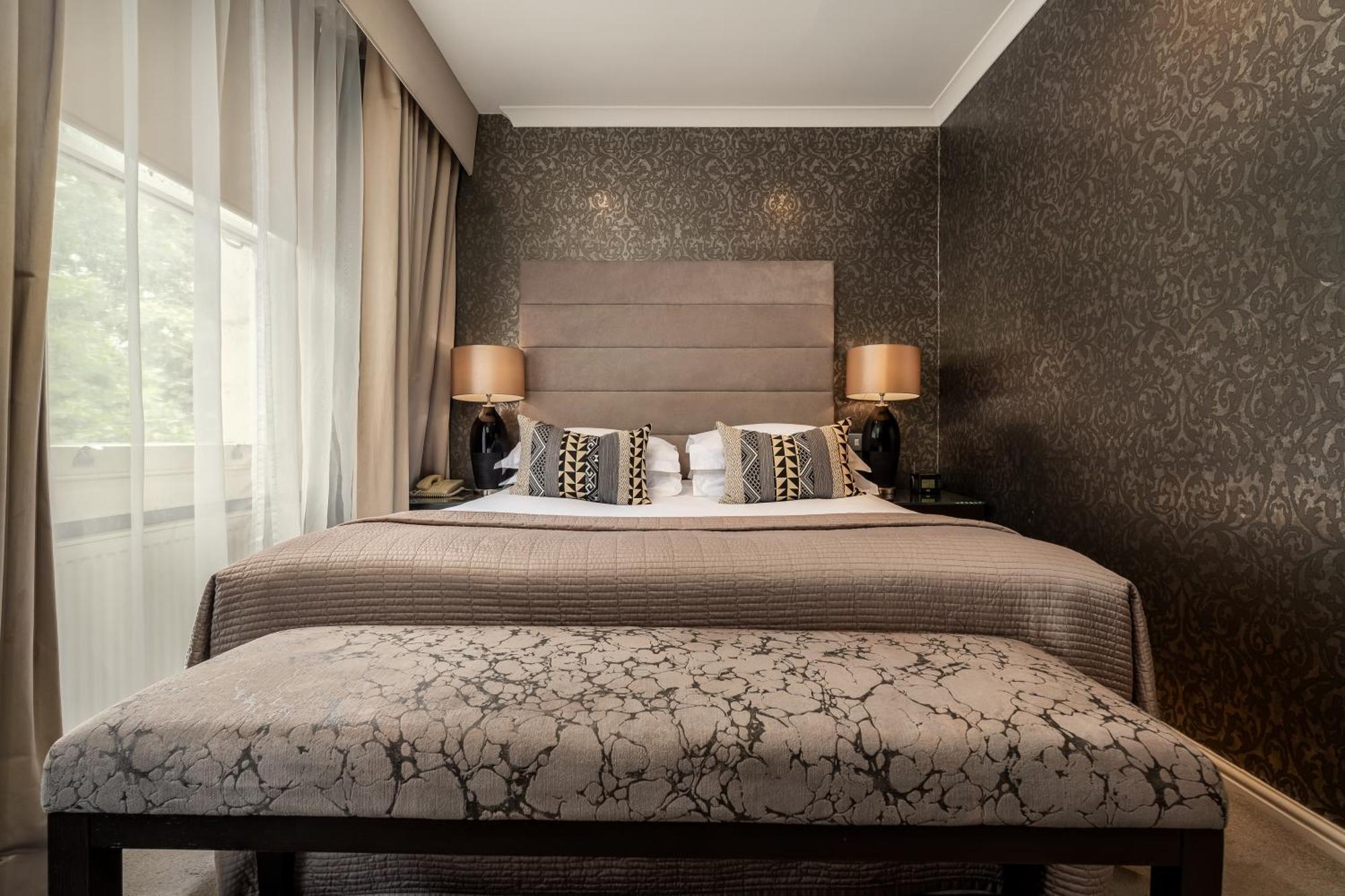 Отель The Beaufort 4*
