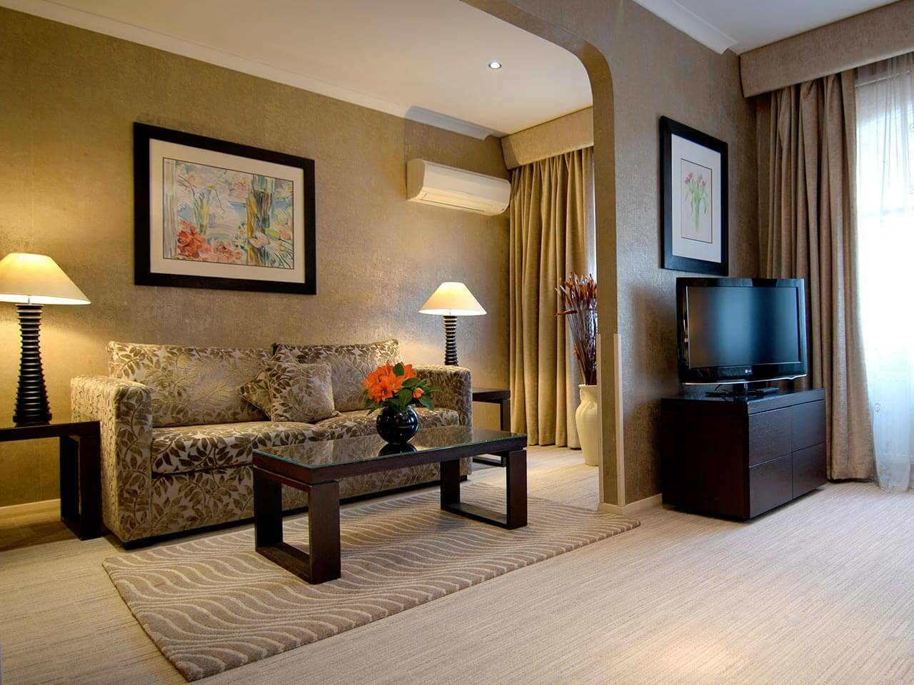 Отель The Beaufort 4*